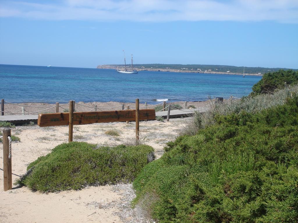 Meridium Formentera By Tentol Hotels Плая Мигхорн Стая снимка